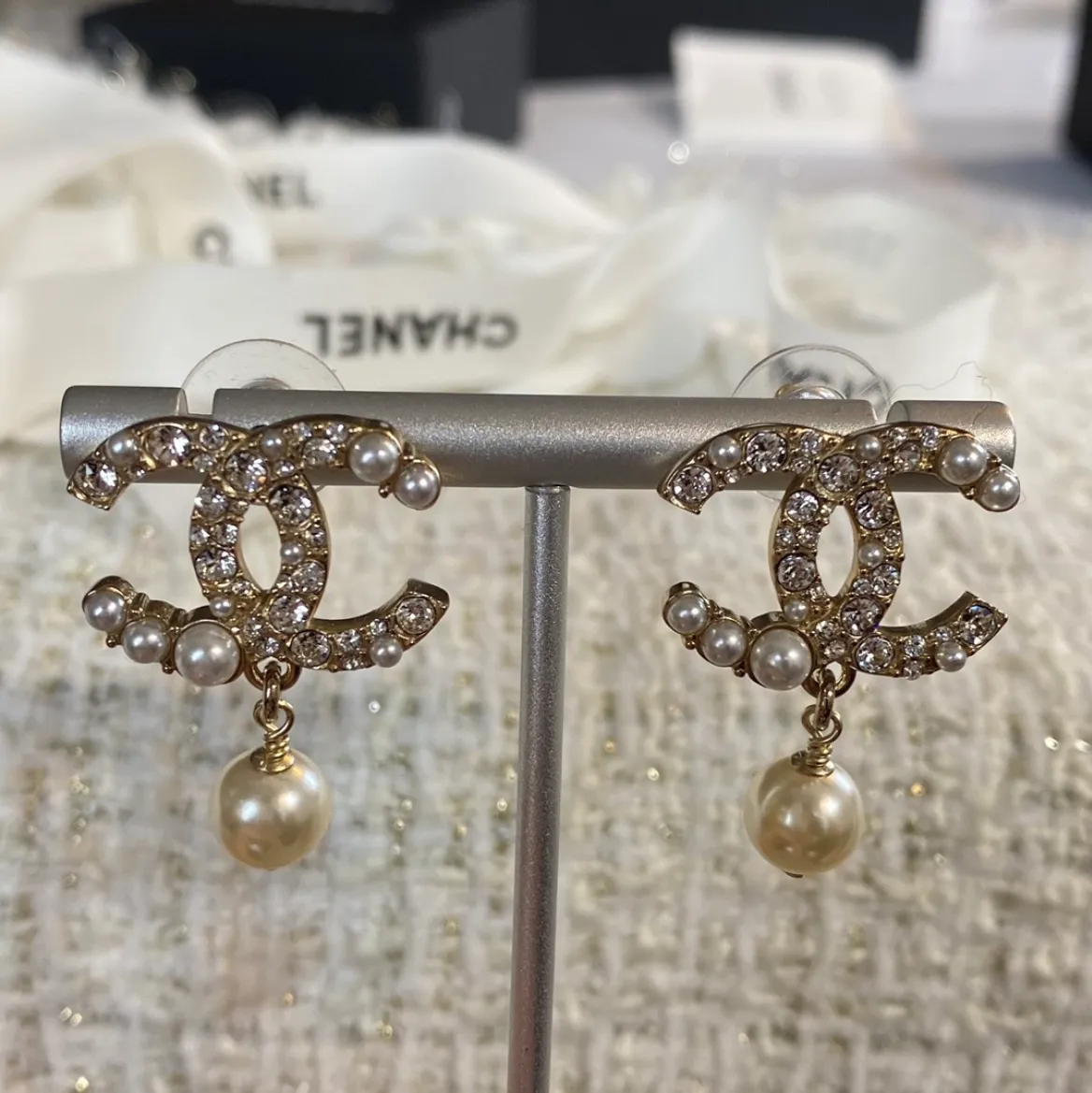 【国内発送/直営店】パールピアス