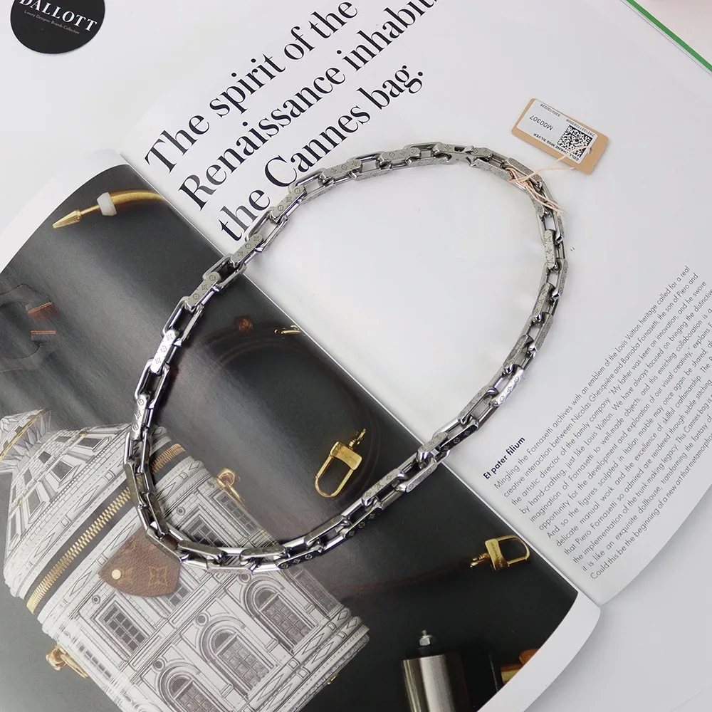 【国内発送/直営店】ネックレス BTS 防弾少年団 のジョングク着用 ♪ 完売必至 ★コリエ チェーン モノグラム