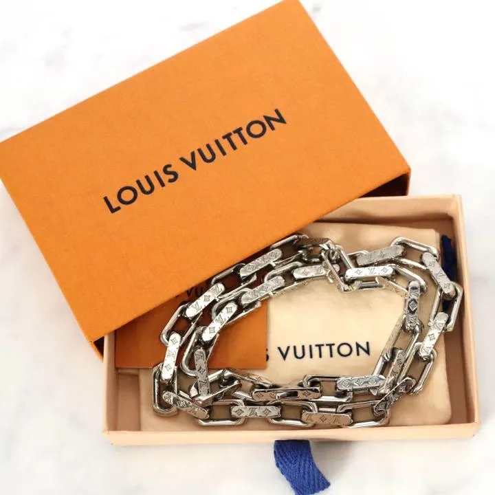 【国内発送/直営店】ネックレス BTS 防弾少年団 のジョングク着用 ♪ 完売必至 ★コリエ チェーン モノグラム