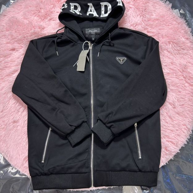 PRADA 逆三角柳釘連帽プリントスウェットコート パーカー