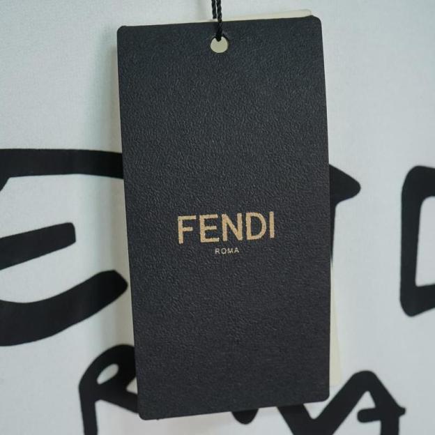 FENDI  パーカー フェンディ プリントおしゃれ 丸首 通勤 通学 男女兼用