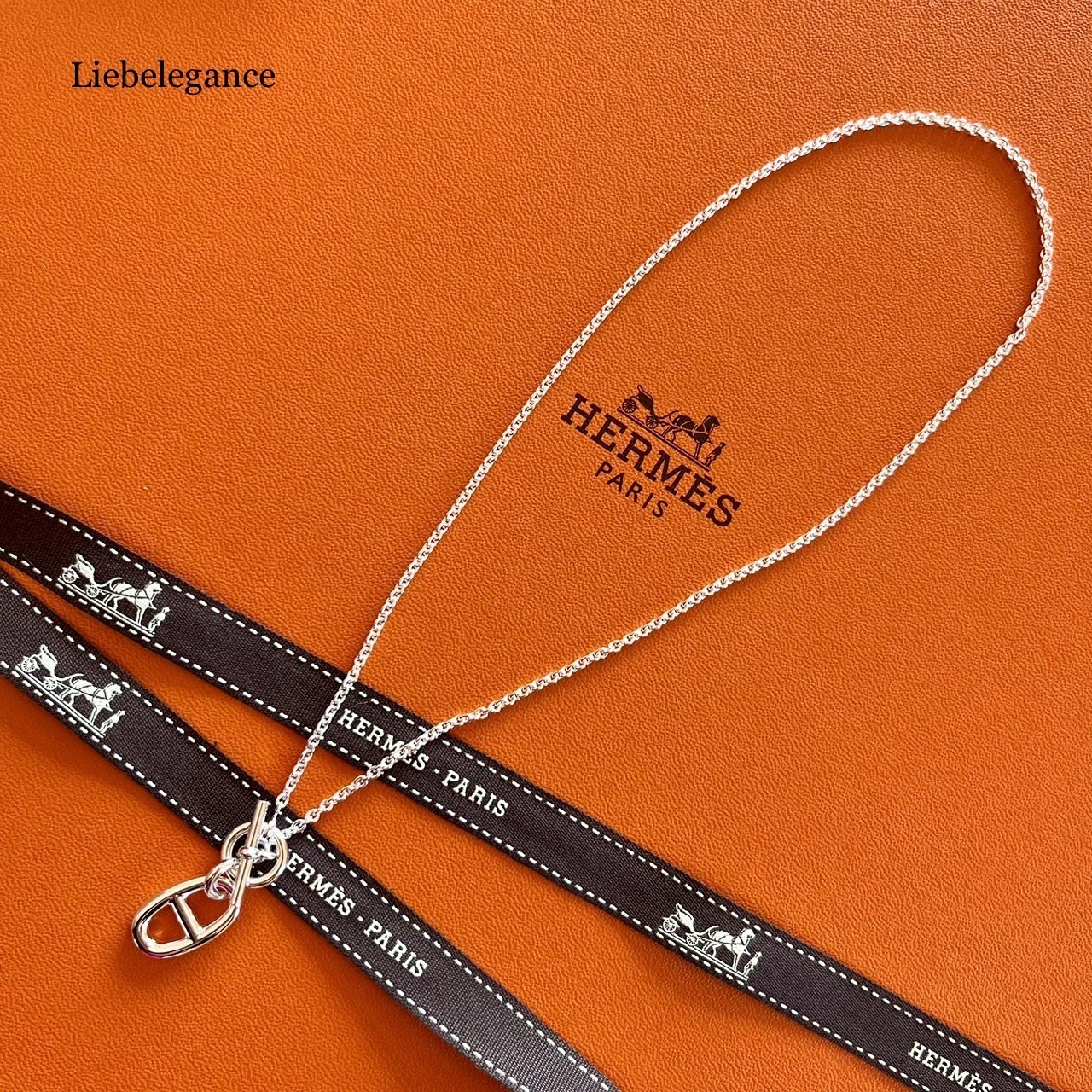 人気不動のデザイン ♪ シェーヌダンクル ♪ ペンダント ジュエリー