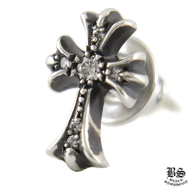 クロムハーツ CHクロスベビーファットスタッド ピアスwithパヴェダイヤモンド