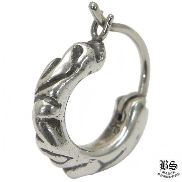 クロムハーツ タイニースクロールフープピアス