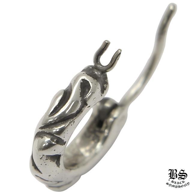 クロムハーツ タイニースクロールフープピアス