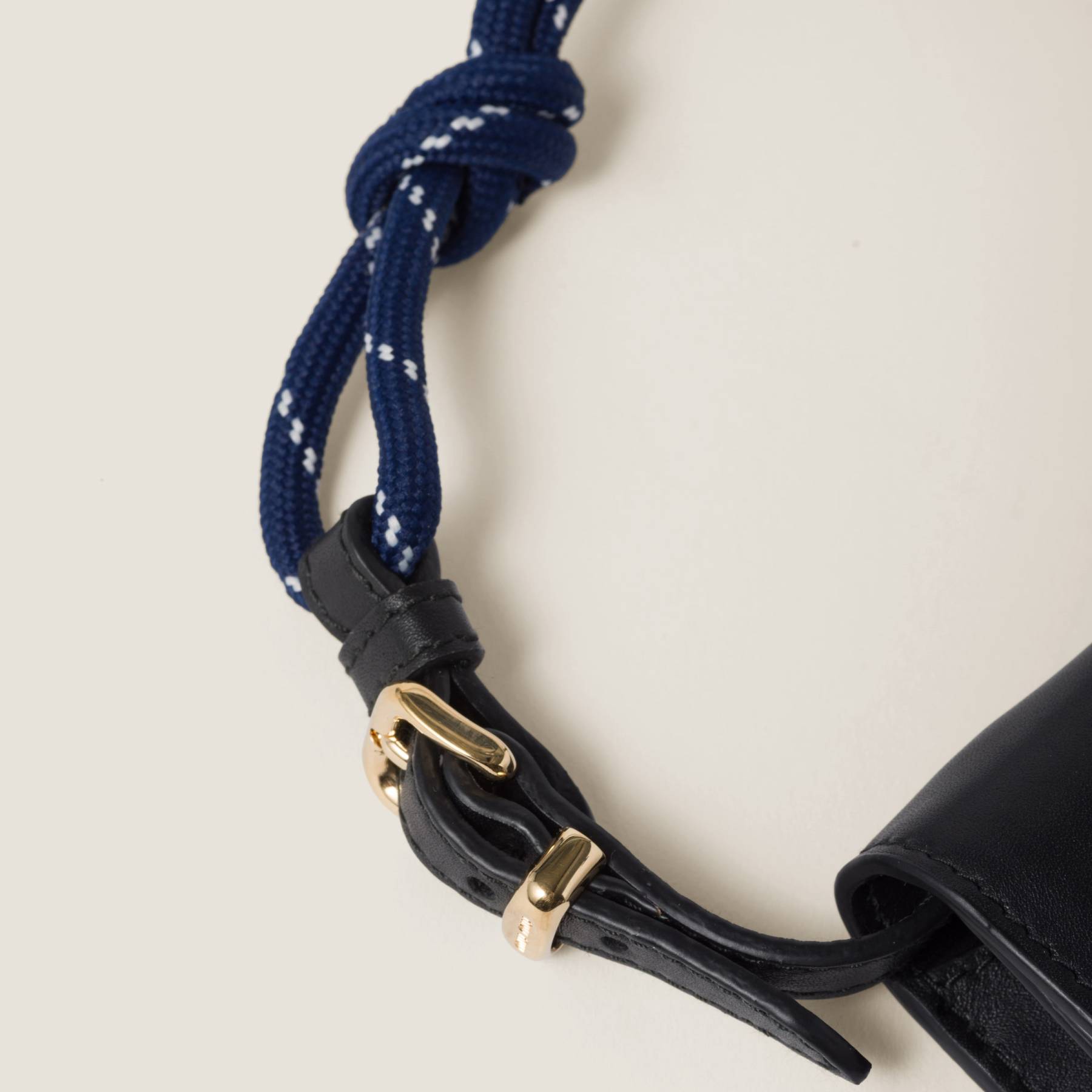 レザー ショルダー財布