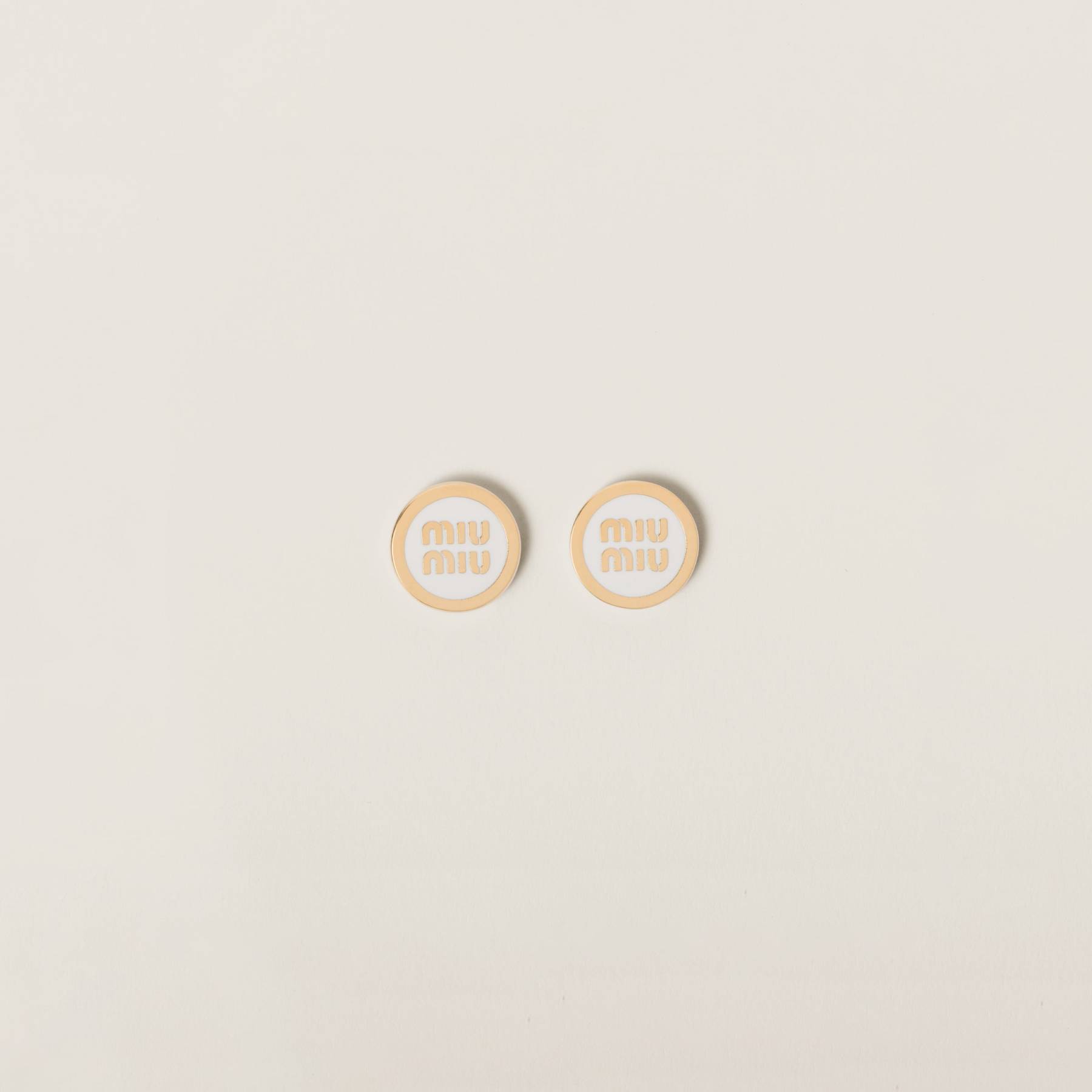 エナメルメタル ピアス