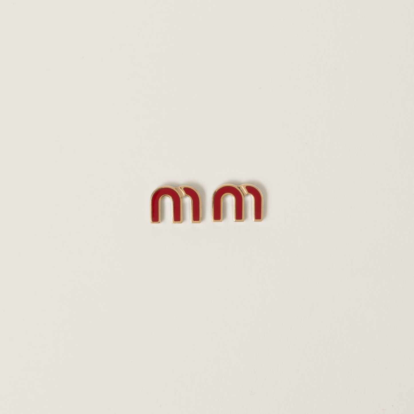 エナメルメタル ピアス