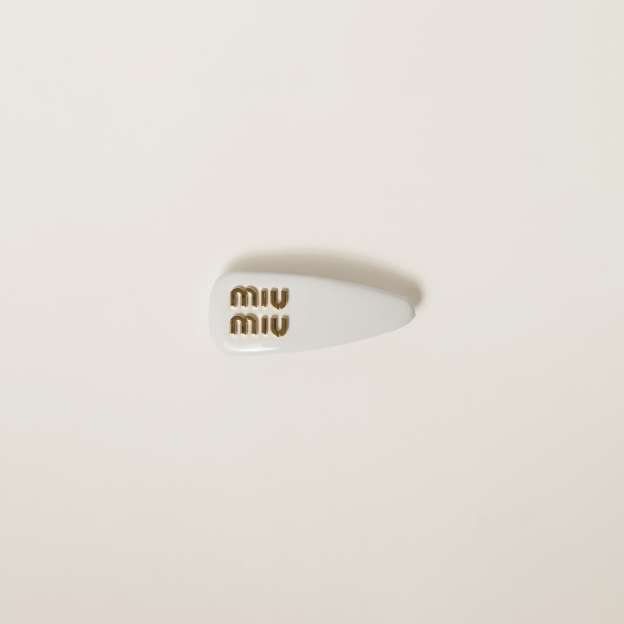 パテントレザー ヘアクリップ