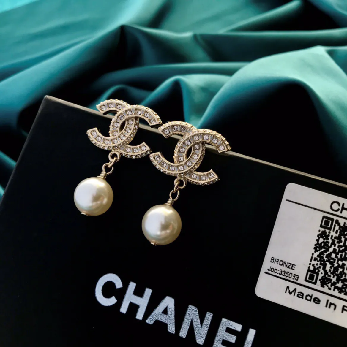 【国内発送/直営店】ゴールドパールピアス 2*3.4cm