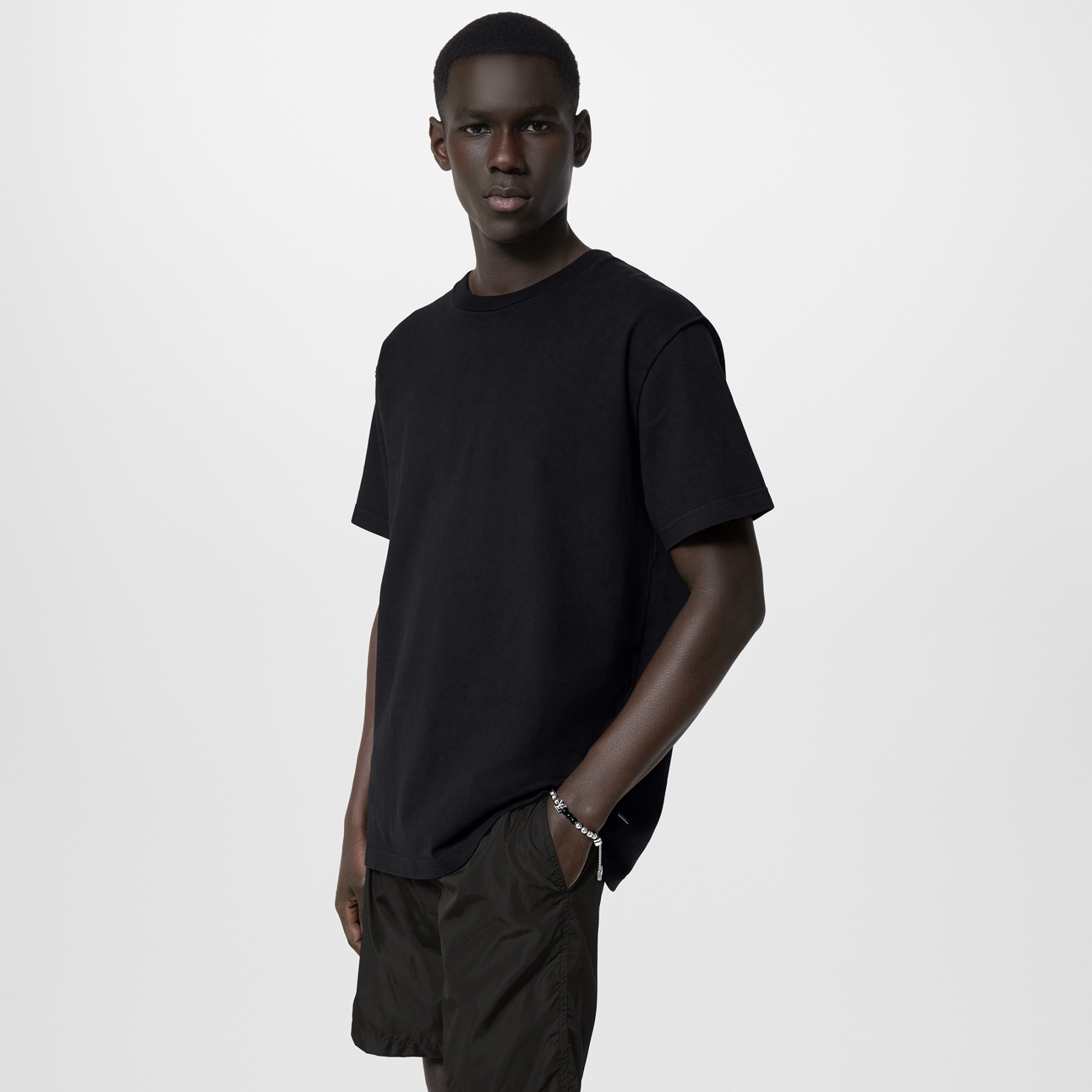 【国内発送/直営店】ブラスレ・モノグラム ビーズ