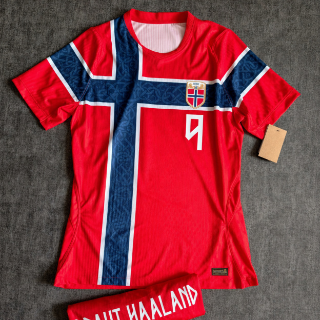 Nike ノルウェー 2026 ワールドカップ ホーム スタジアムジャージ 選手着用モデル