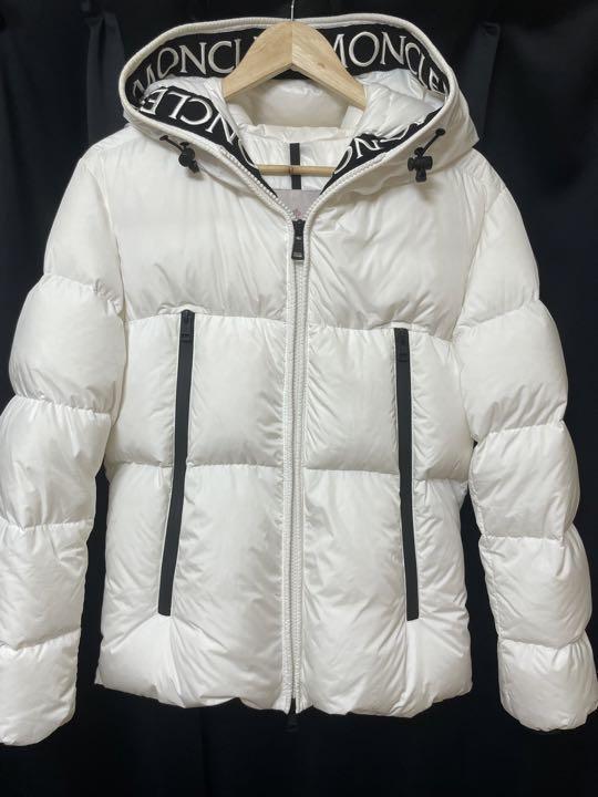 【国内発送】モンクレール ダウンジャケット MONTCLA ファッション　メンズ