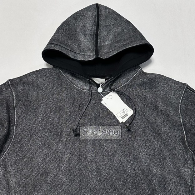 MM6 Maison Margiela Foil Box Logo Hooded Sweatshirt / メゾンマルジェラ フォイル ボックス ロゴ フーデッド スウェットシャツ