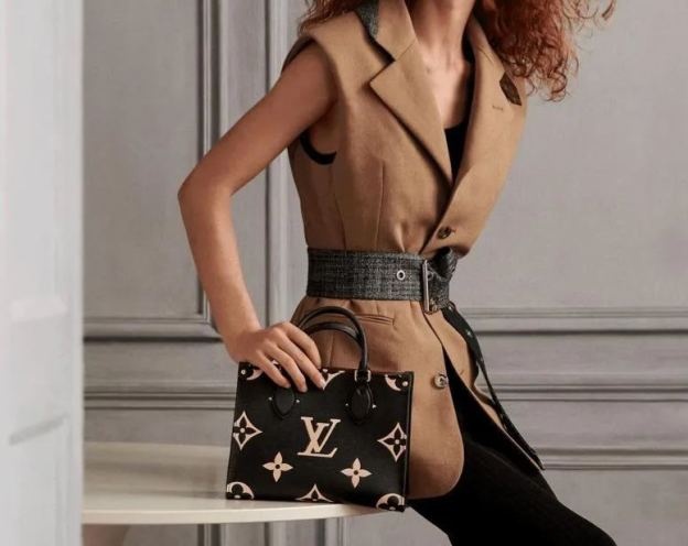 LOUIS VUITTON オンザゴー PM 長財布 2点セット お得 Ref:M45659+M80481