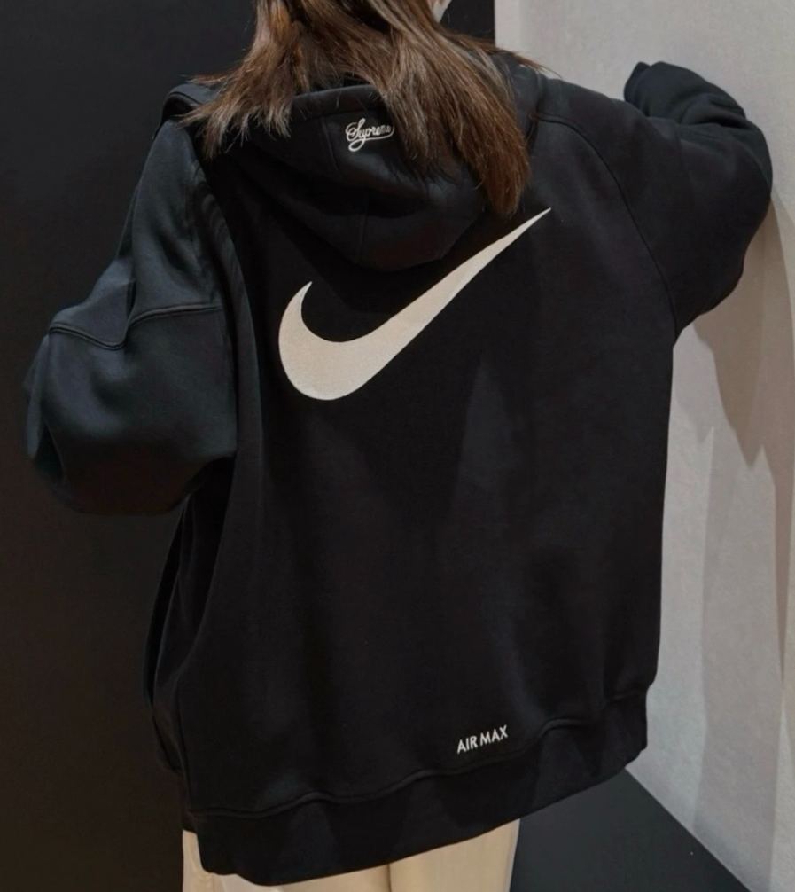 シュプリーム × ナイキ コラボレーション エンブロイダリーロゴ フリース裏起毛 ヘビーウェイト パーカー (フルジップ) 3カラー展開：ブラック／グレー／レッド​