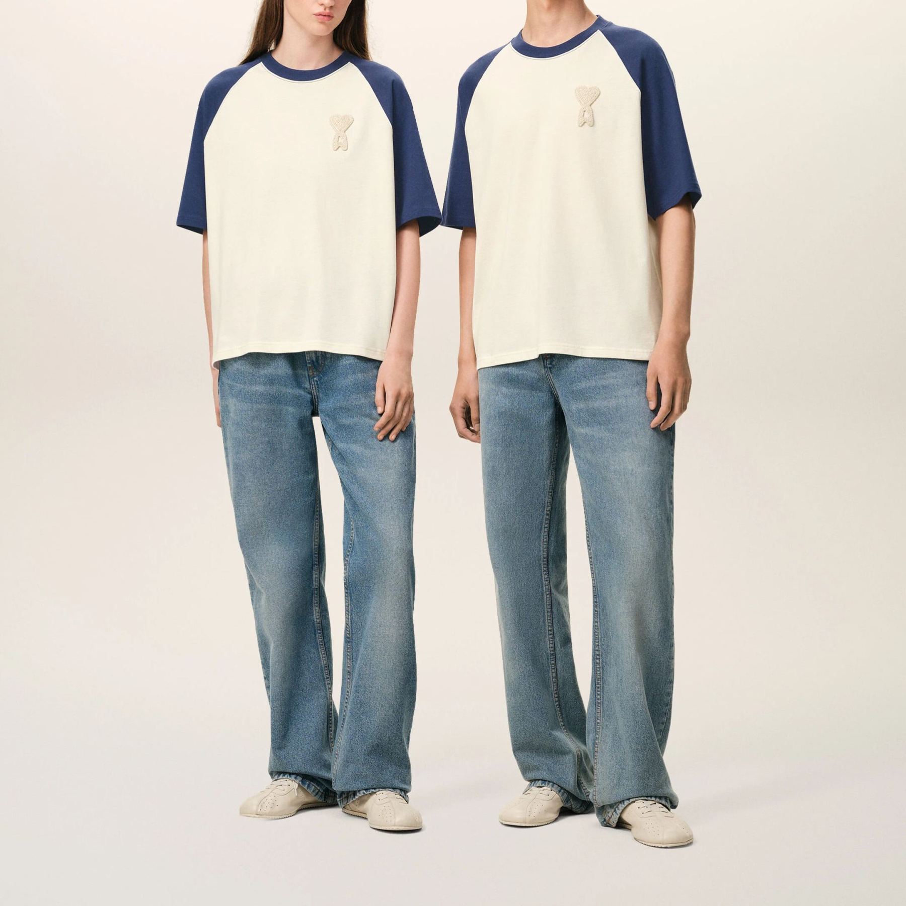 ホワイト＆ブルー コットン Ami De Coeur ニットパッチ Tシャツ