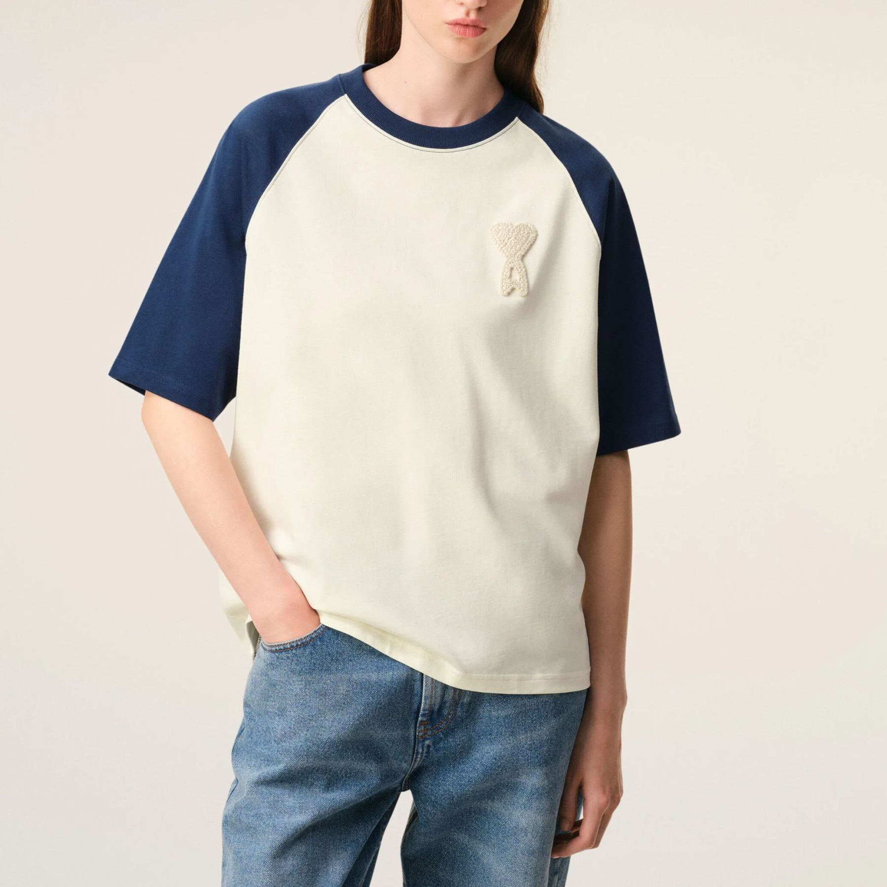 ホワイト＆ブルー コットン Ami De Coeur ニットパッチ Tシャツ