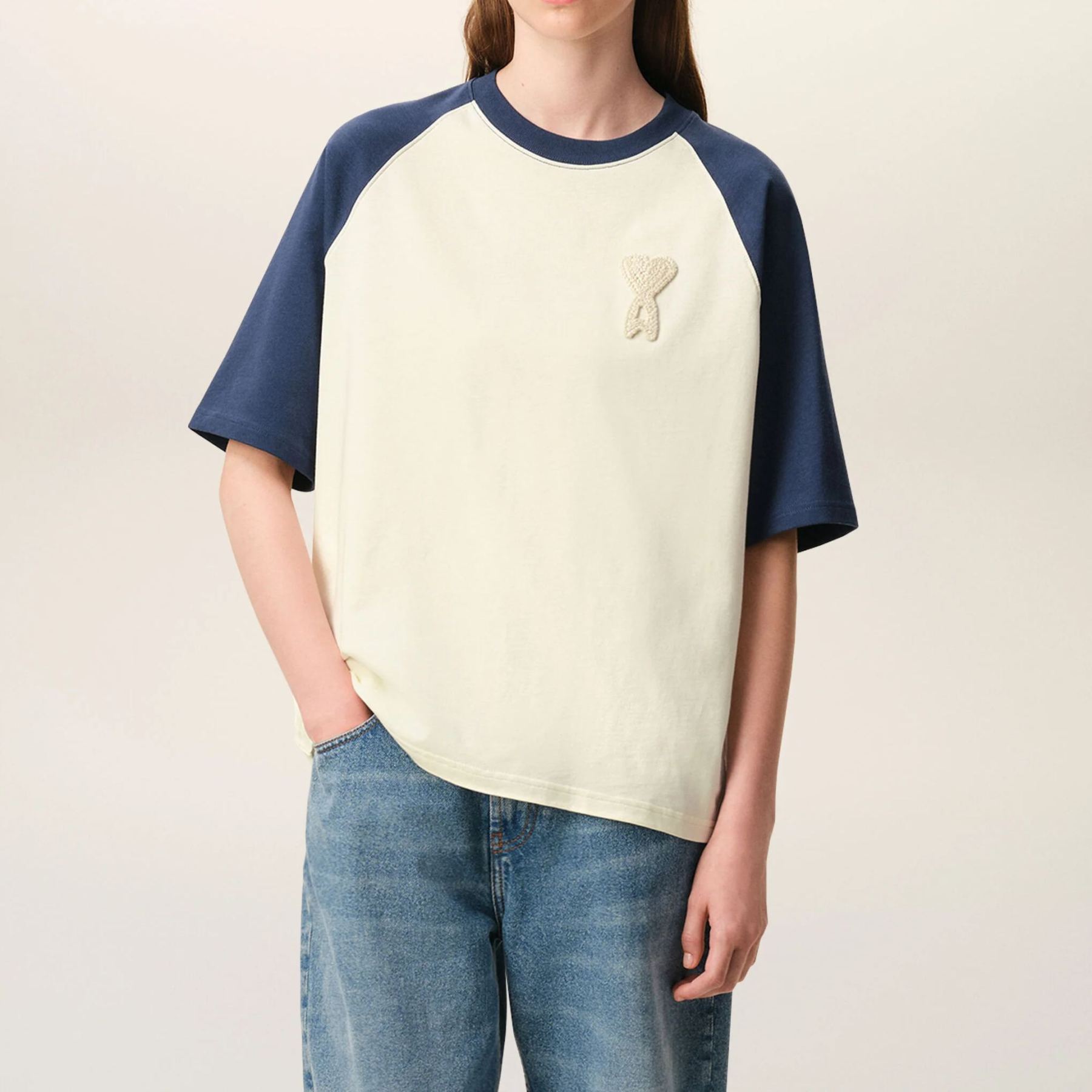 ホワイト＆ブルー コットン Ami De Coeur ニットパッチ Tシャツ