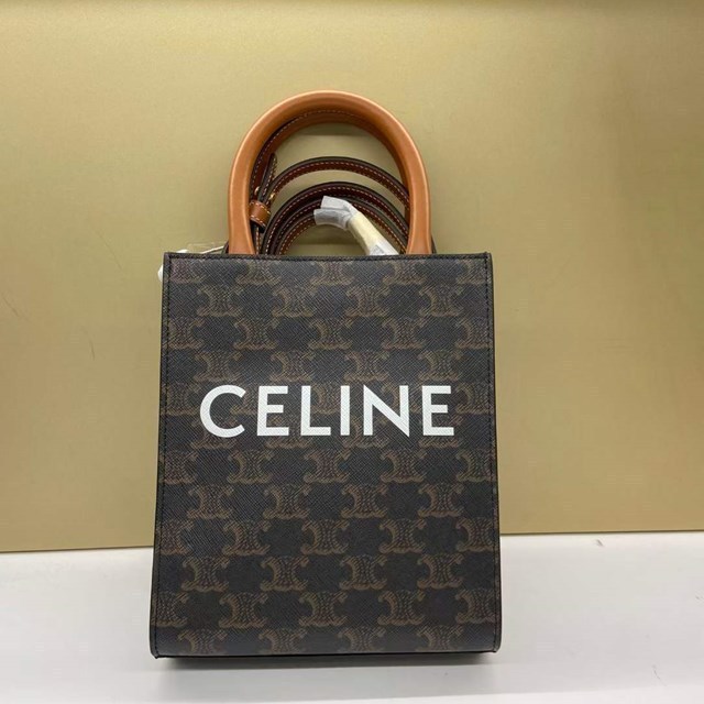 CELINE ミニ バーティカル カバ CELINEプリント