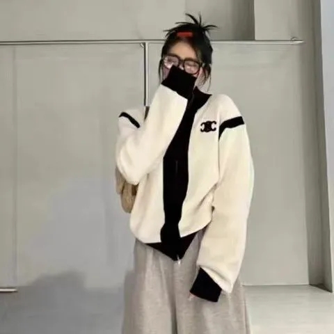 LOEWE高品質刺繍ニットカーディガンセーター