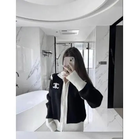 LOEWE高品質刺繍ニットカーディガンセーター 