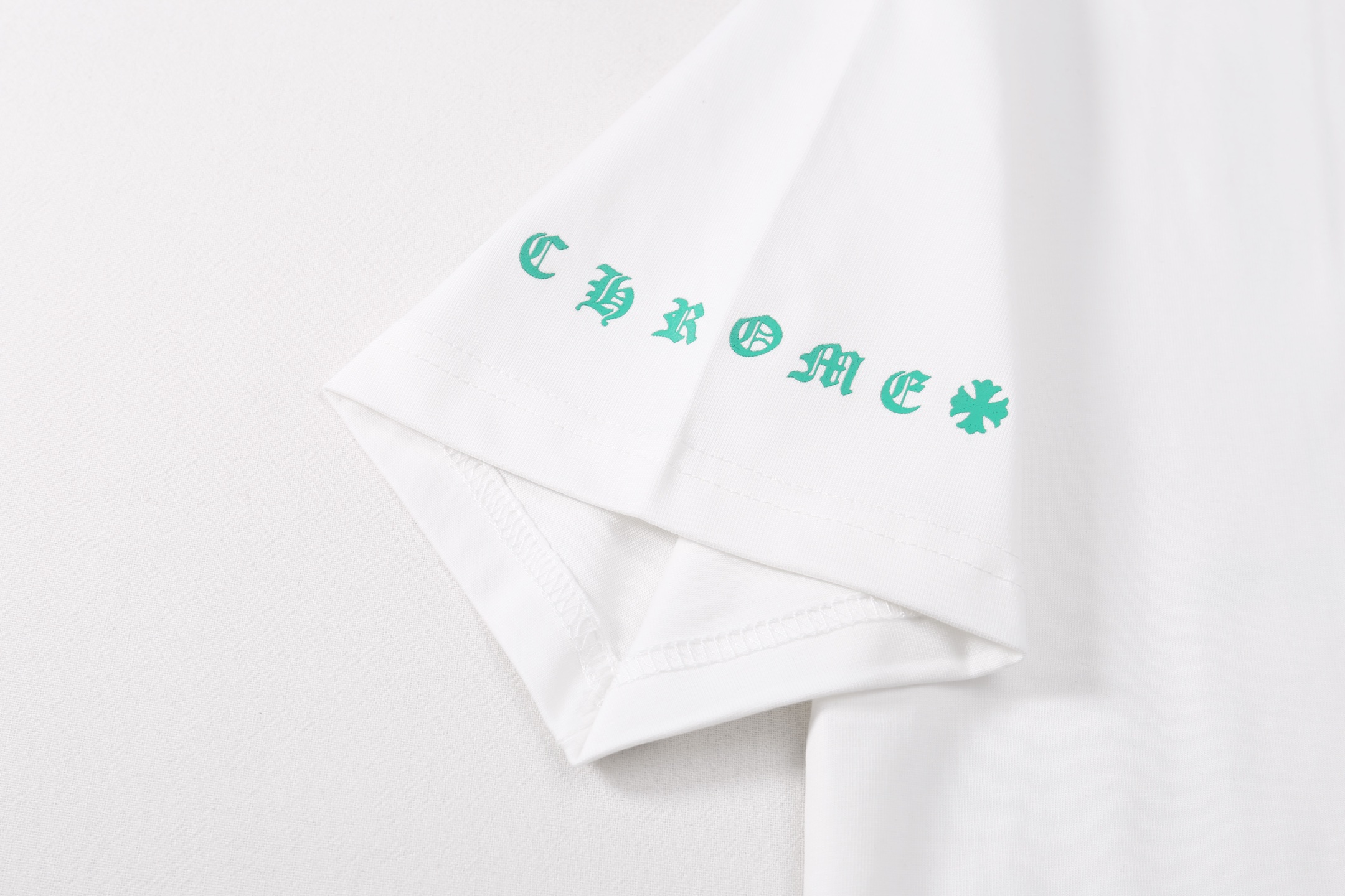 Chrome Hearts Tシャツ黒&白 H0111