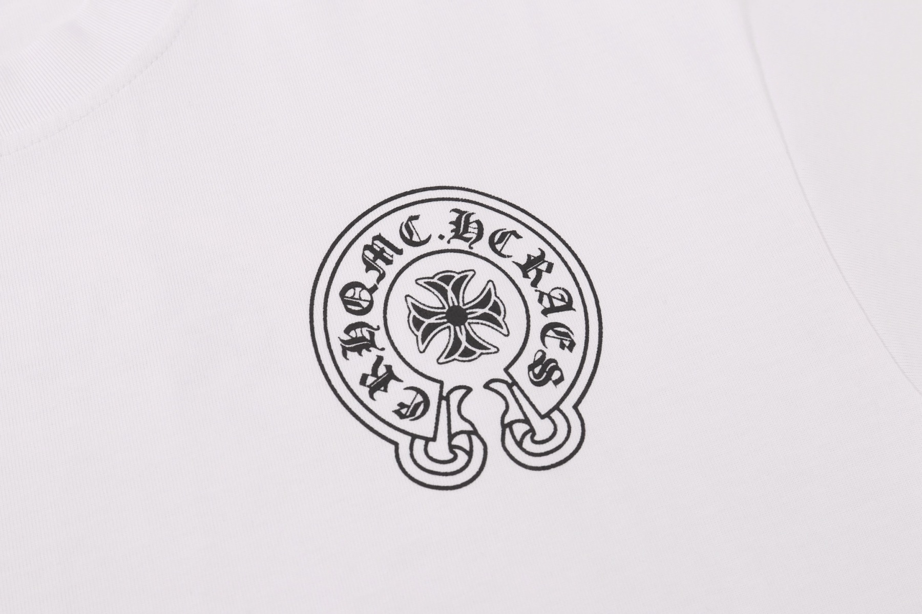 Chrome Hearts Tシャツ黒&白 H0156