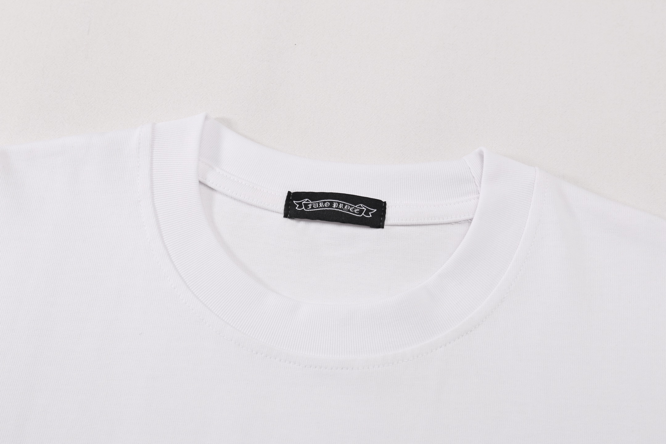 Chrome Hearts Tシャツ黒&白 H0156