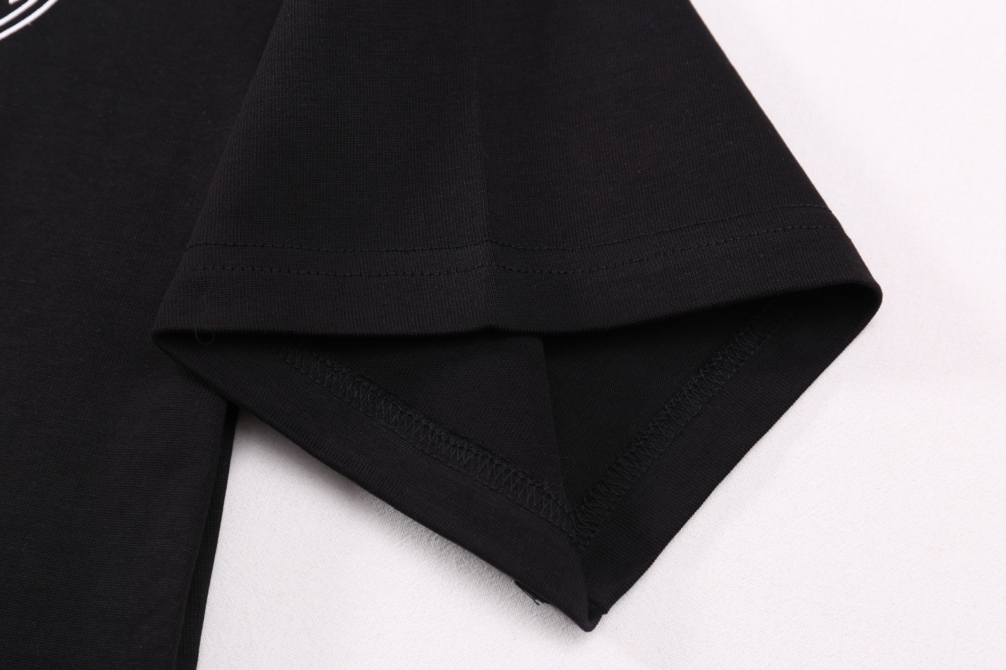 Chrome Hearts Tシャツ黒&白 H0156