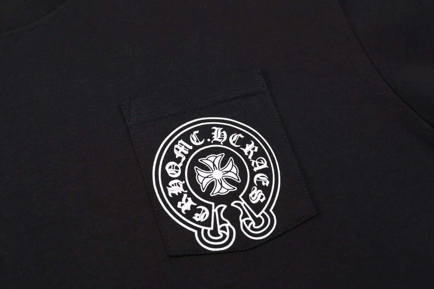 Chrome Hearts Tシャツ 黒&白 H0161