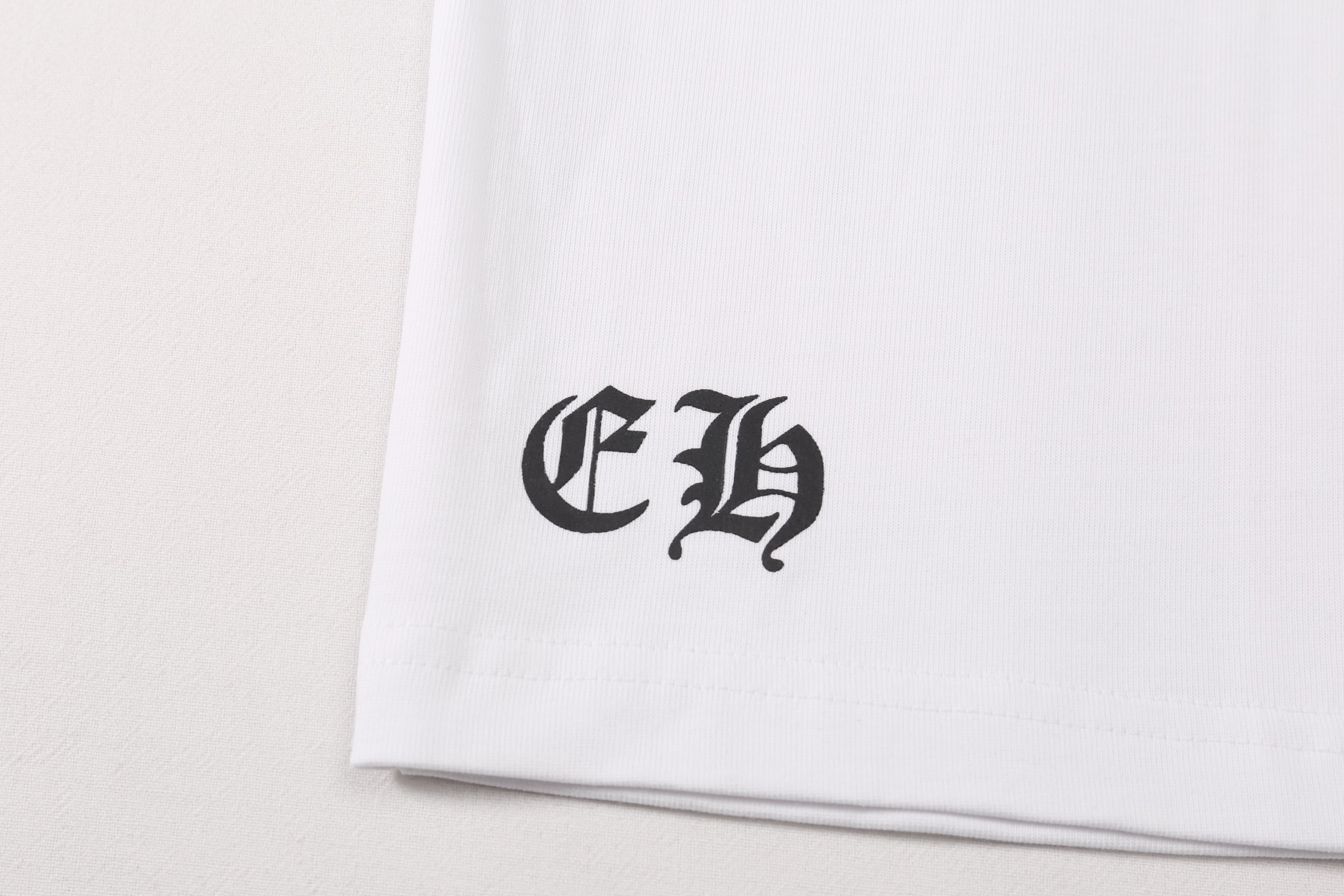 Chrome Hearts Tシャツ 黒&白 H0161