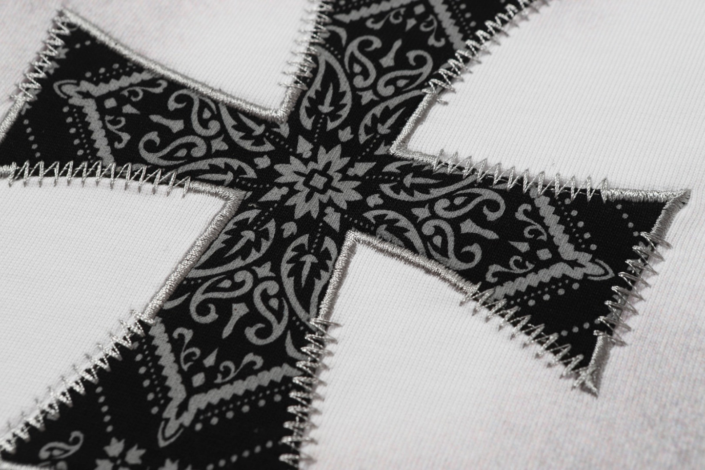 Chrome Hearts Tシャツ黒&白 zH0172