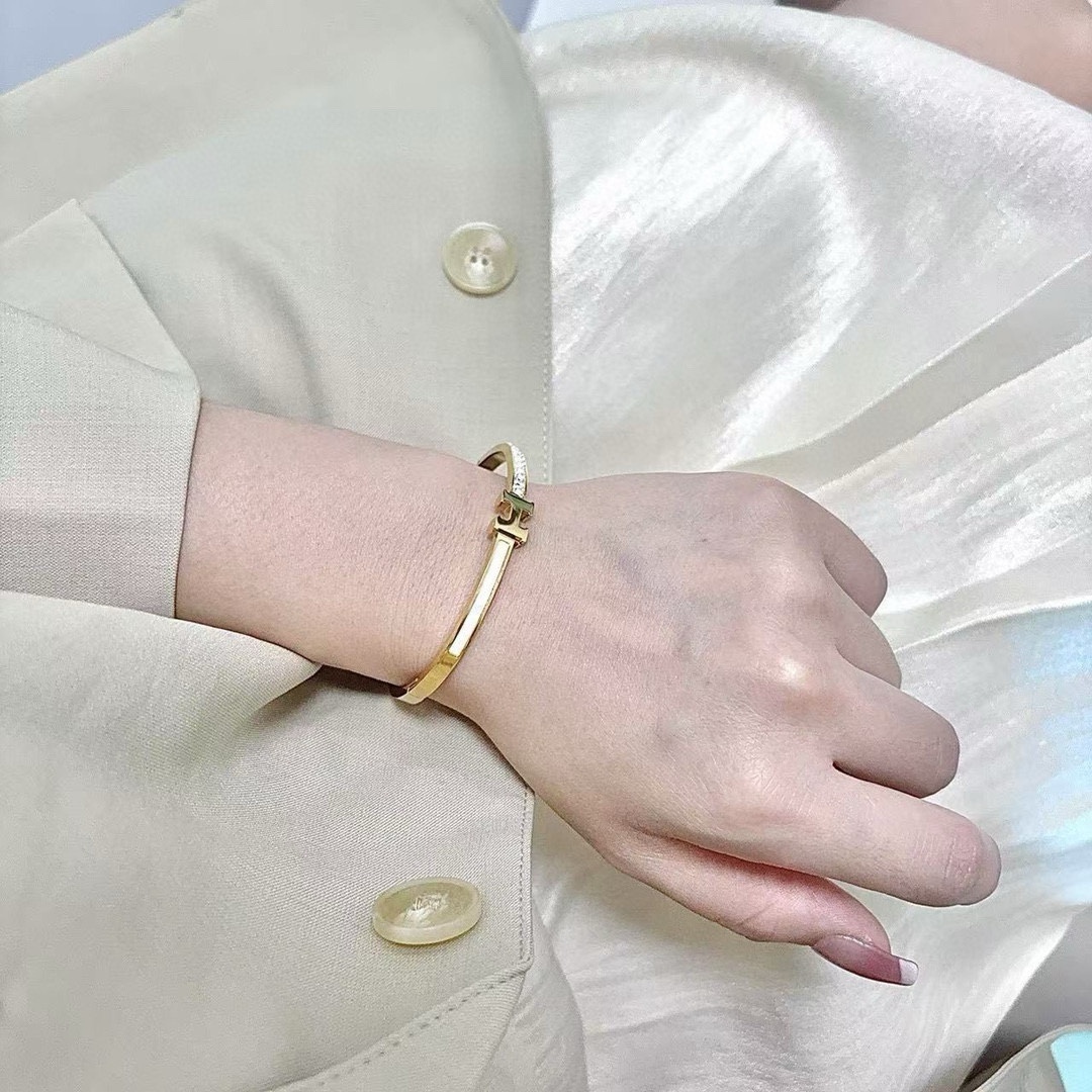 エルメス アンクレットブレスレット Hデザイン ダイヤモンド&マザーオブパール 極厚仕上げ