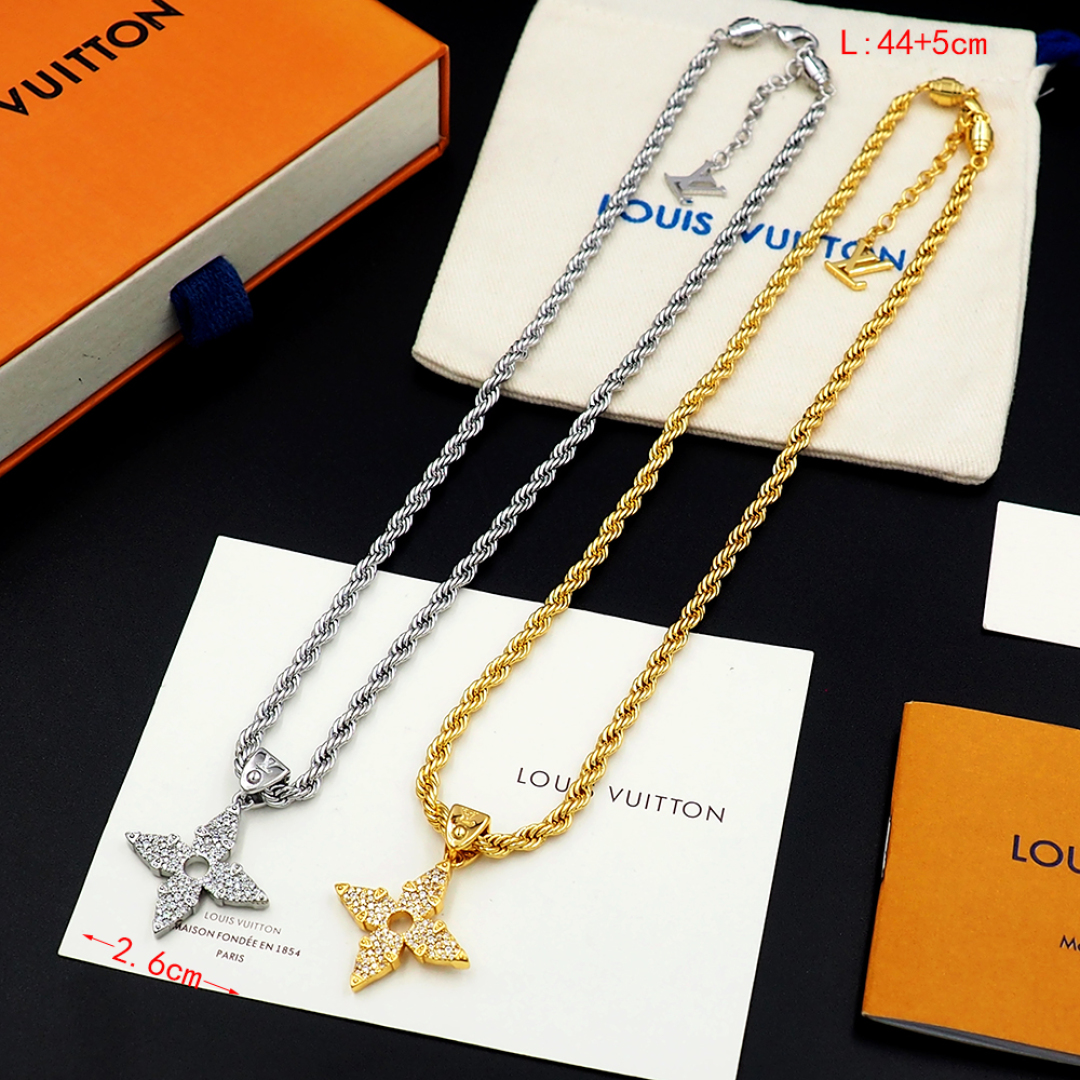 【国内発送/直営店】ネックレス·ペンダント・LV フラワー スタッズ