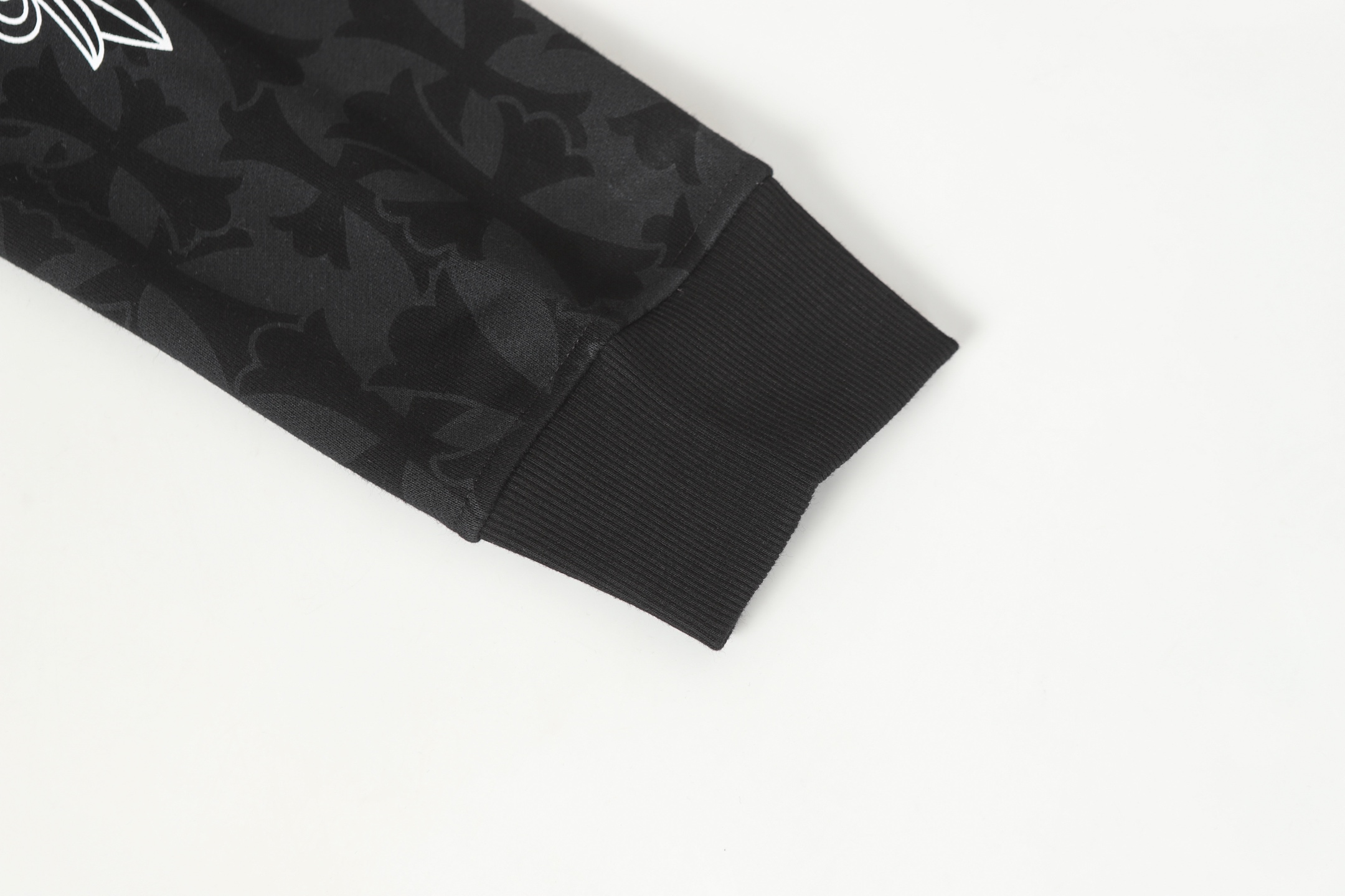 CHROME HEARTSクロムハーツ セメタリープリントジップパーカーblack