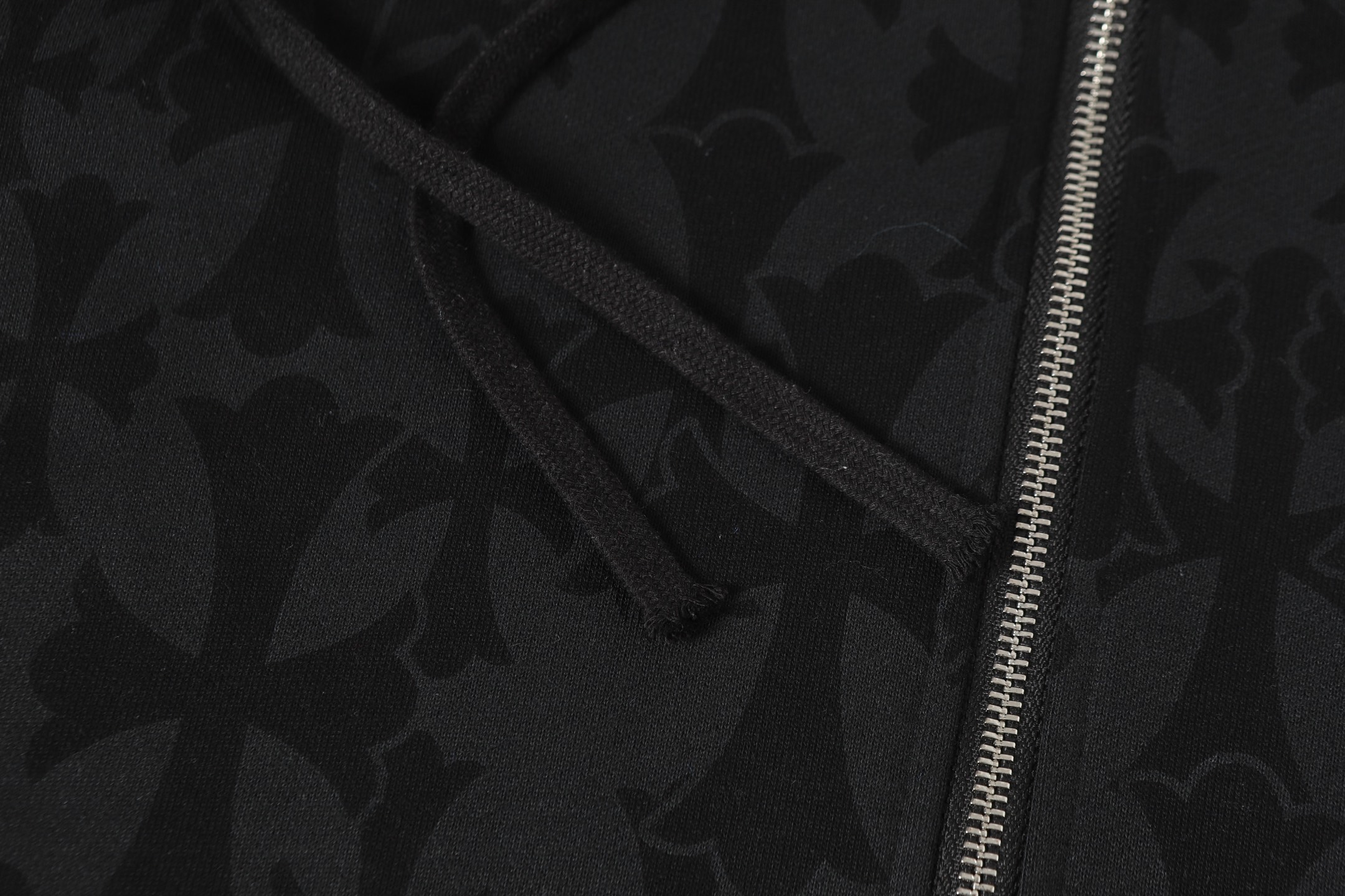 CHROME HEARTSクロムハーツ セメタリープリントジップパーカーblack