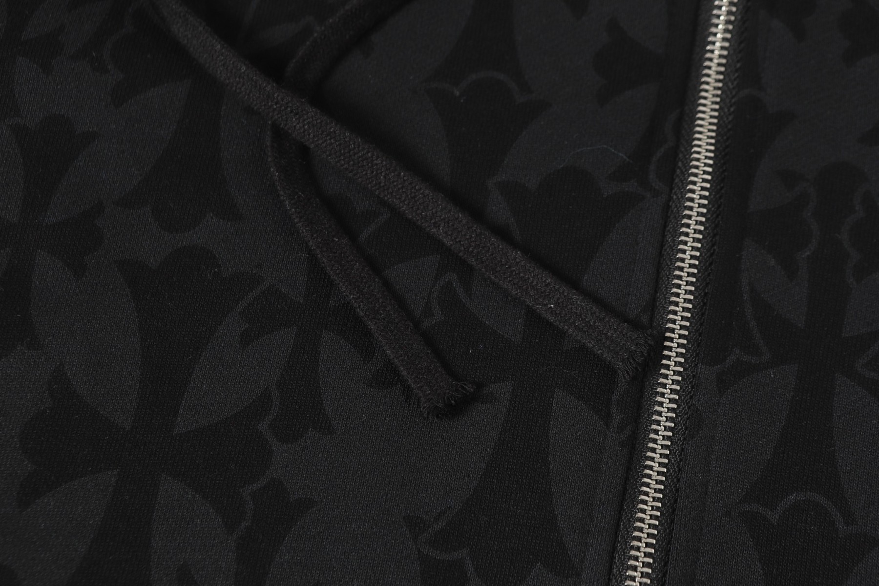 CHROME HEARTSクロムハーツ セメタリープリントジップパーカーblack