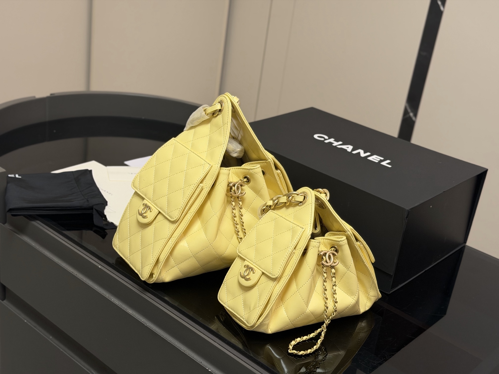 【洗練エレガント♡】2025/26年　ホーボー バッグ プレコレクション   CHANEL 25 スモール ハンドバッグ　　ギフト・贈り物