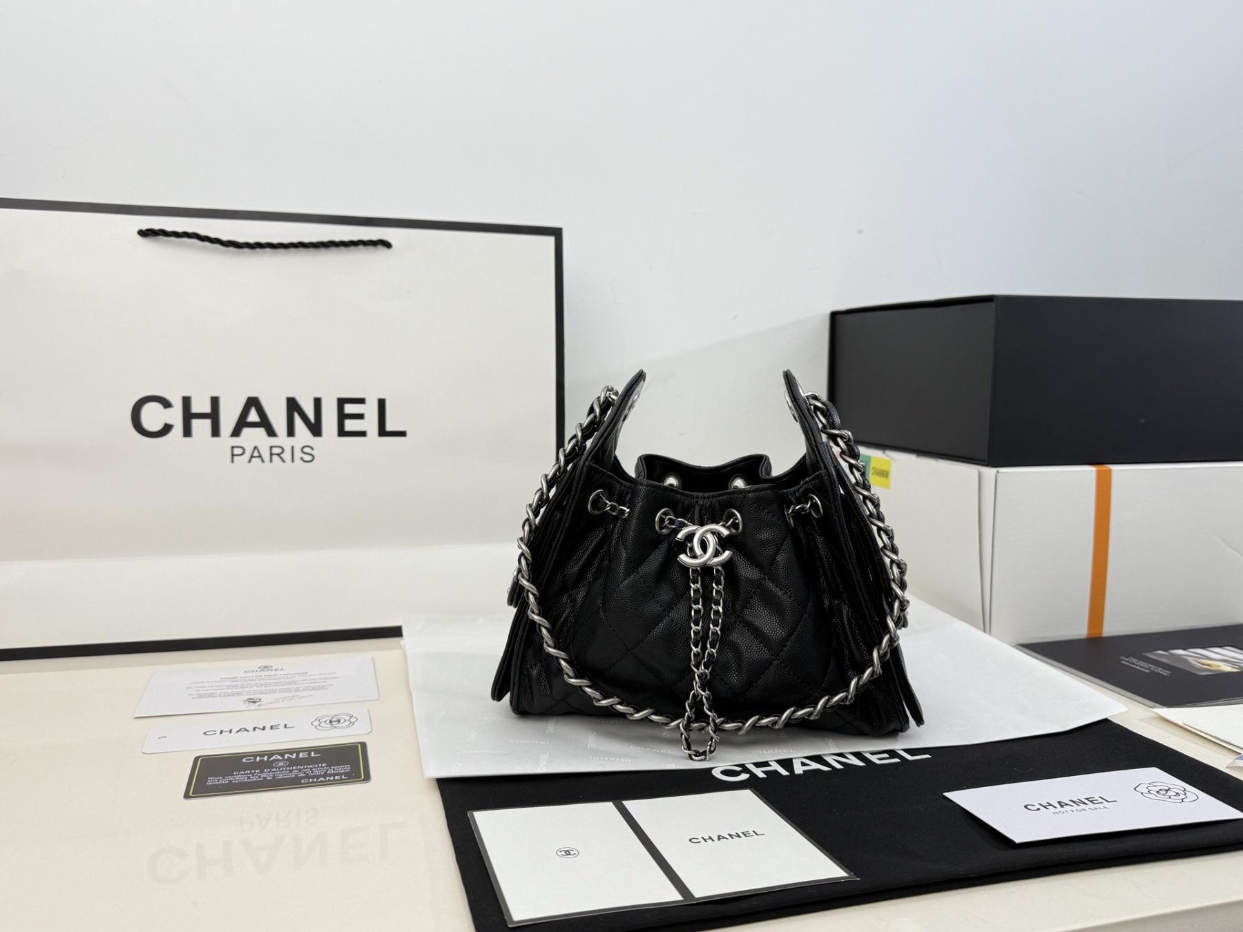 CHANEL（シャネル） × ショルダーバッグ・ポシェット（レディース）
