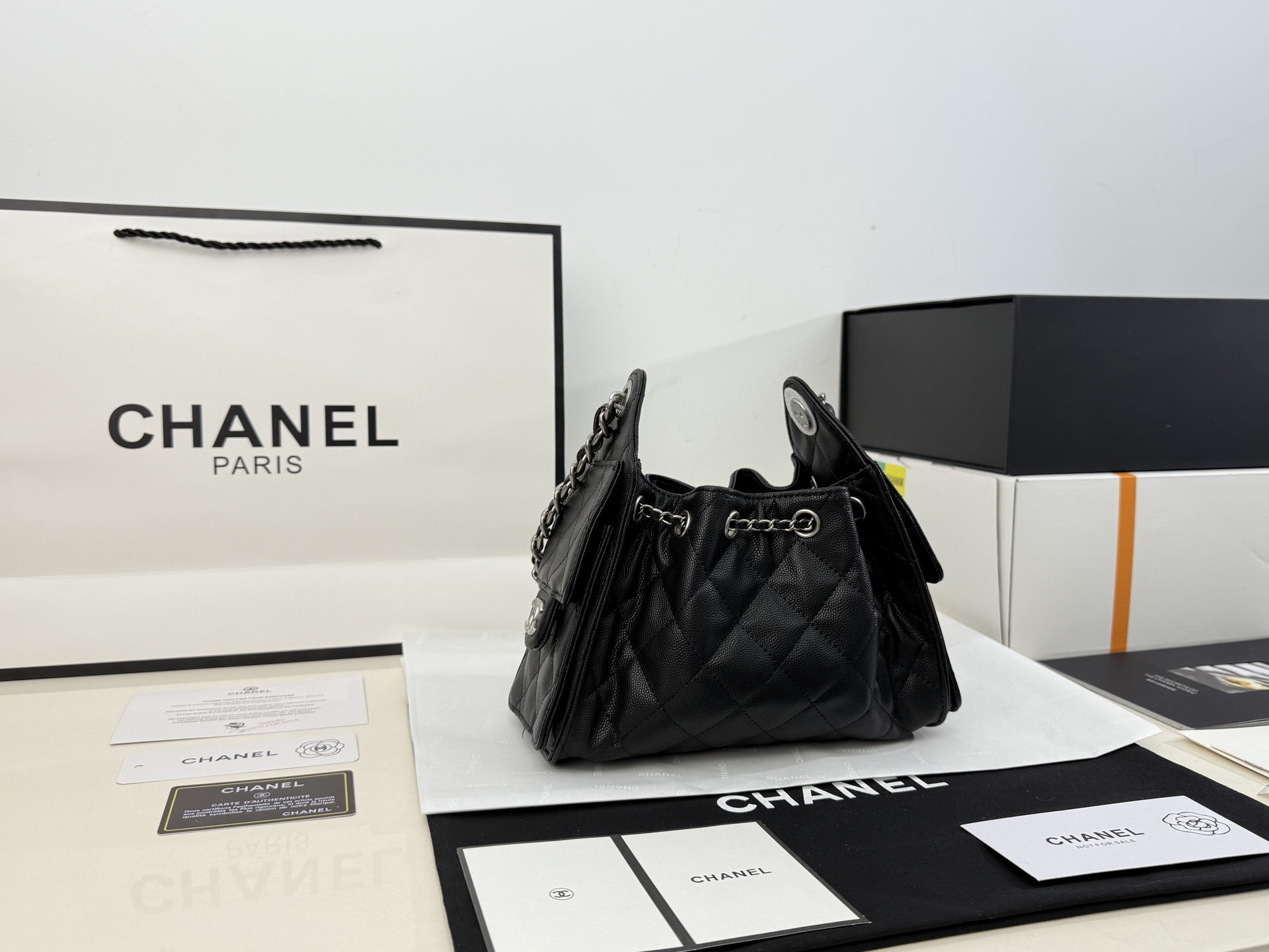 CHANEL（シャネル） × ショルダーバッグ・ポシェット（レディース）