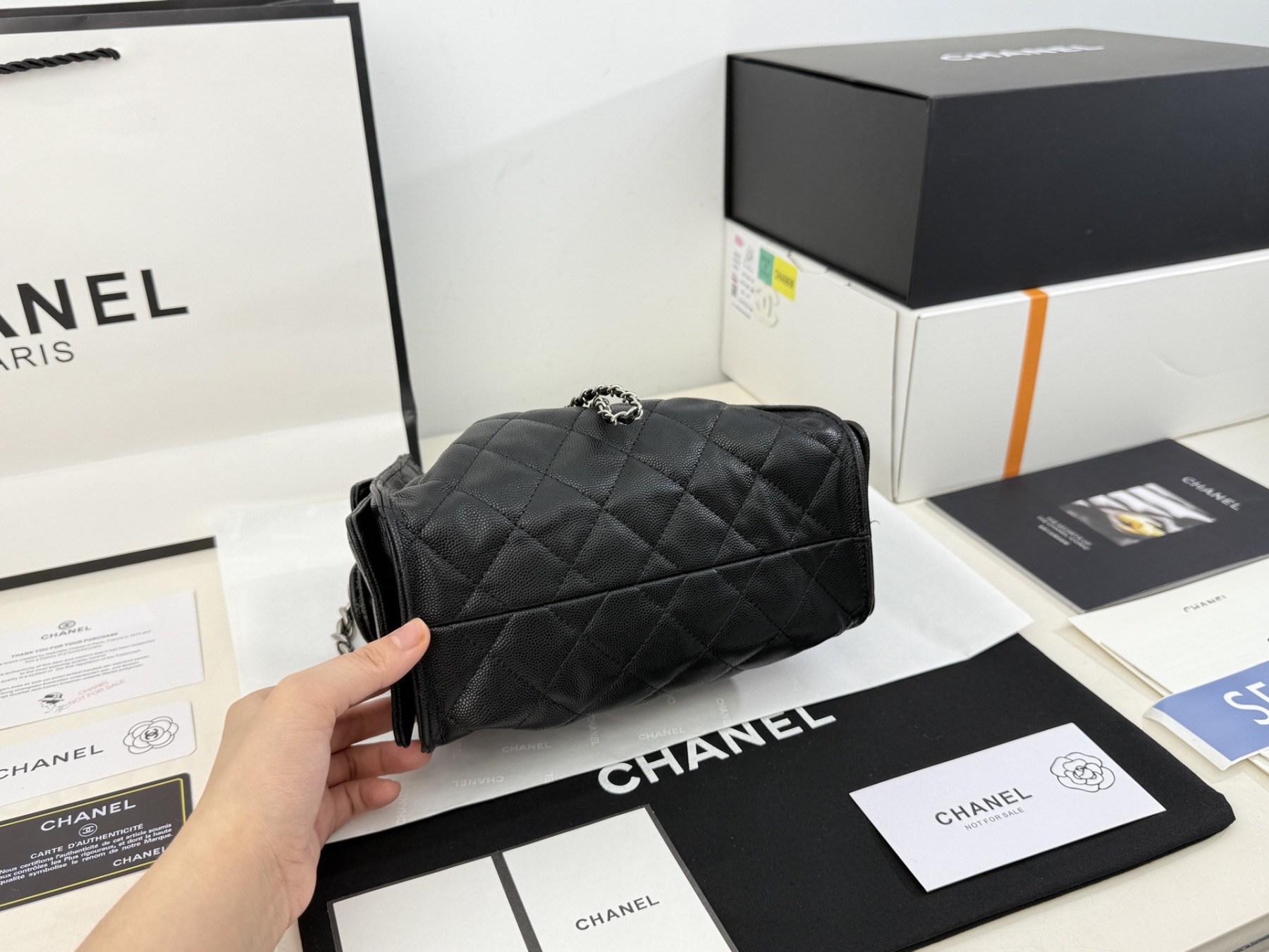 CHANEL（シャネル） × ショルダーバッグ・ポシェット（レディース）