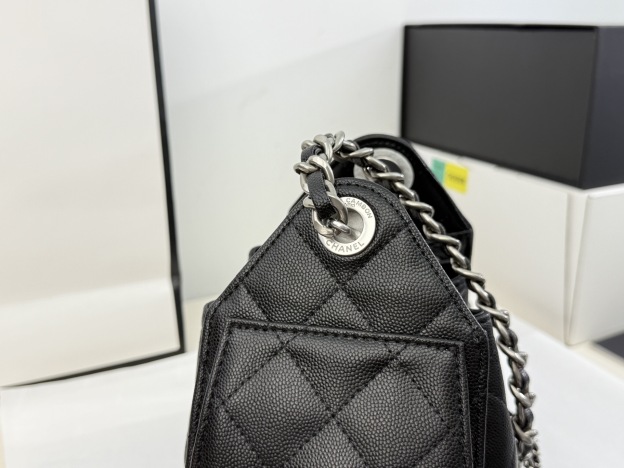CHANEL（シャネル） × ショルダーバッグ・ポシェット（レディース）