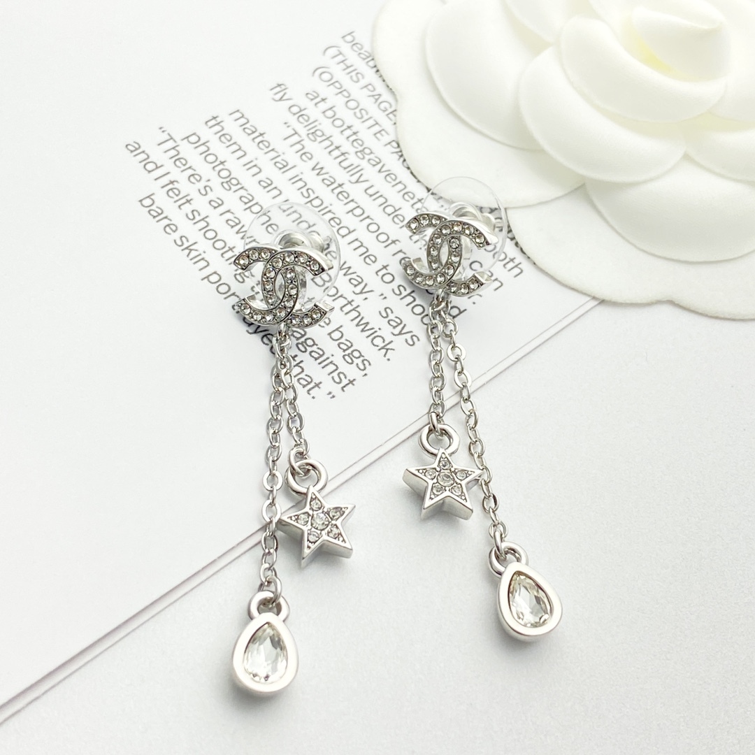 CHANEL ゴールド フルダイヤ CCスター フリンジイヤリング