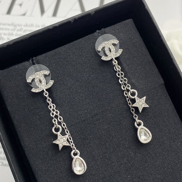 CHANEL ゴールド フルダイヤ CCスター フリンジイヤリング