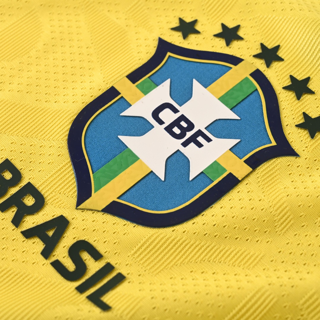 Nike Dri-FIT アドバンス 2026年ワールドカップ ブラジル代表 ホーム スタジアムジャージ ユニセックス 半袖