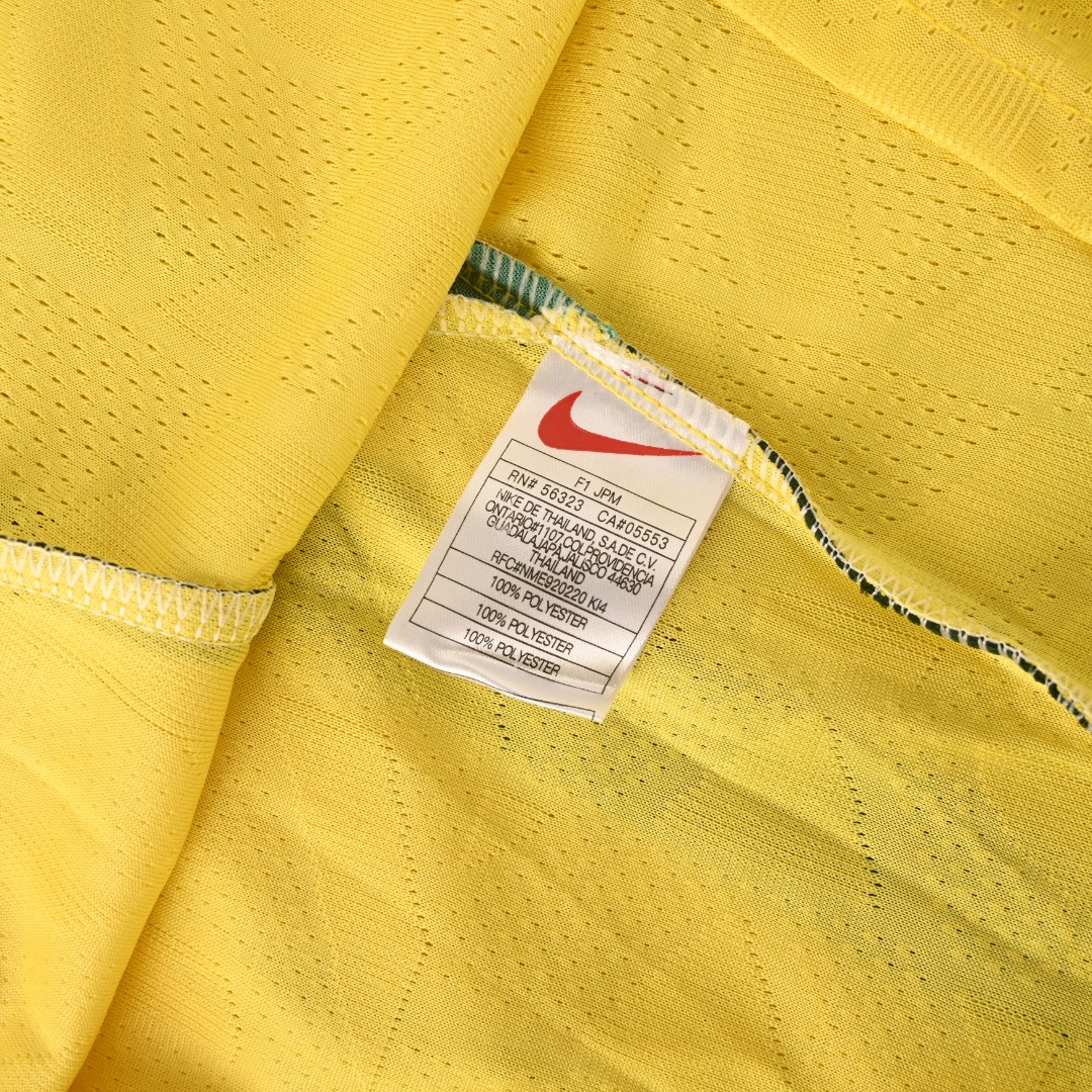 Nike Dri-FIT アドバンス 2026年ワールドカップ ブラジル代表 ホーム スタジアムジャージ ユニセックス 半袖