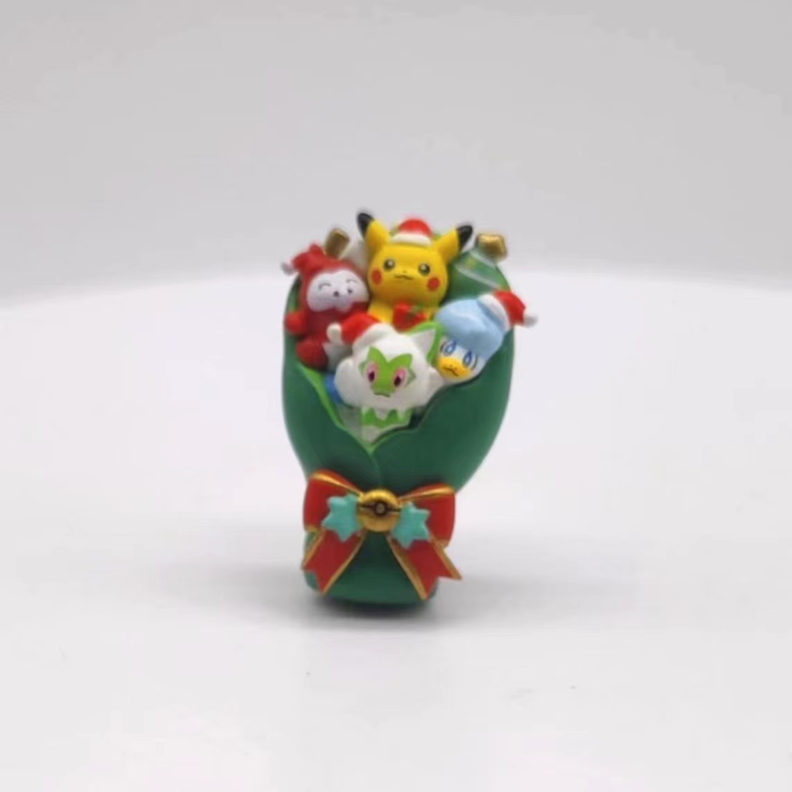 Saturday : Christmas Pawmi + Christmas Pokémon bouquet Spot goods（Agent brand）