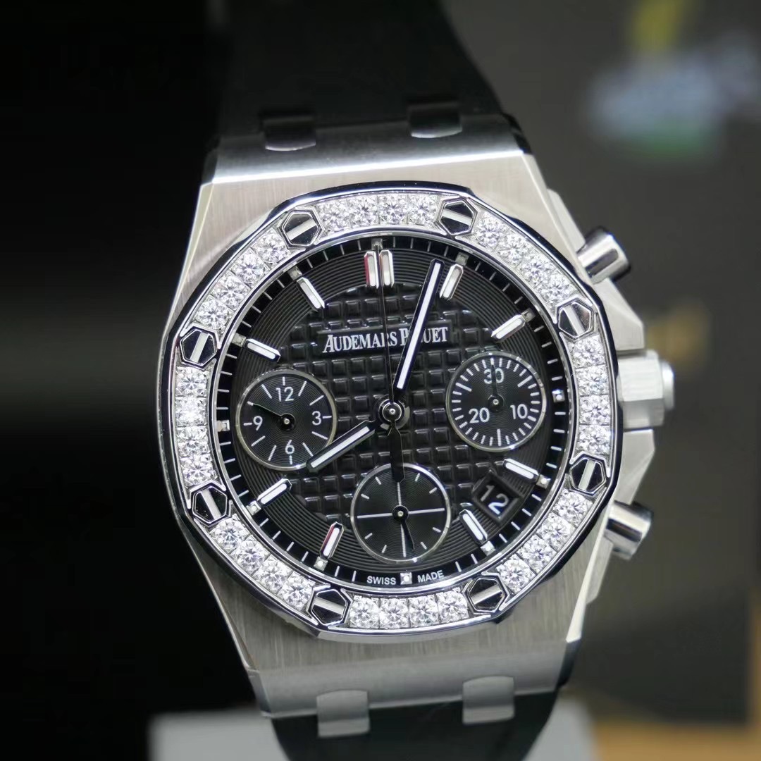 Audemars Piguet 爱彼 皇家橡树离岸型