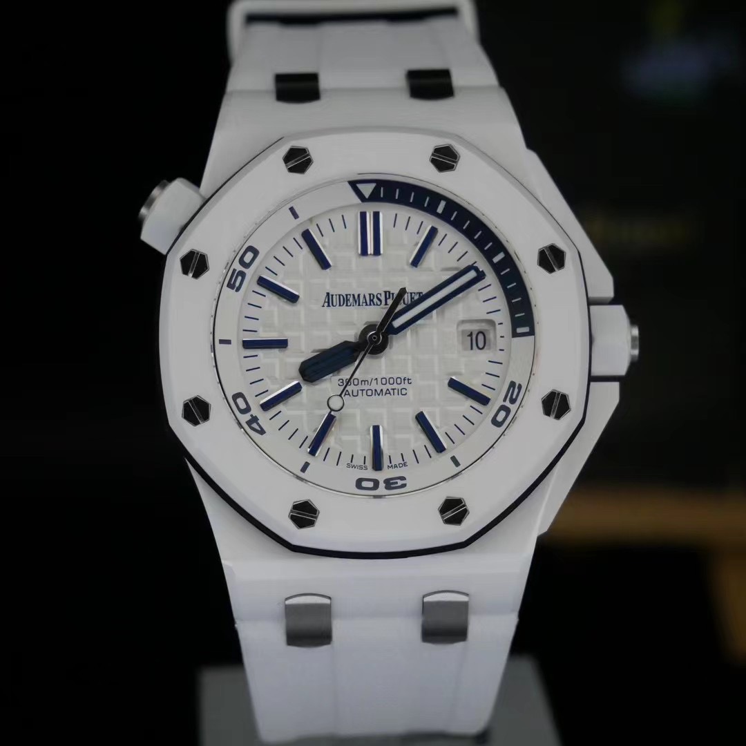 Audemars Piguet 爱彼 皇家橡树离岸型